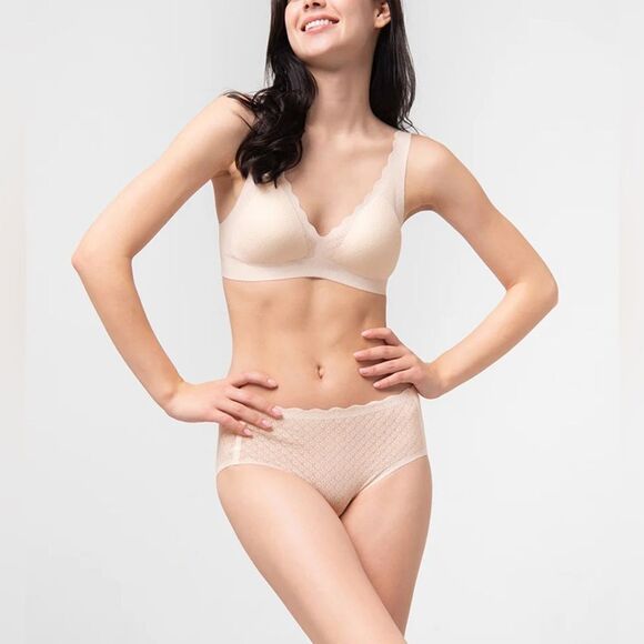 Anthropologie Sloggi Zero Feel Lace Bralette - Picture 2 of 5